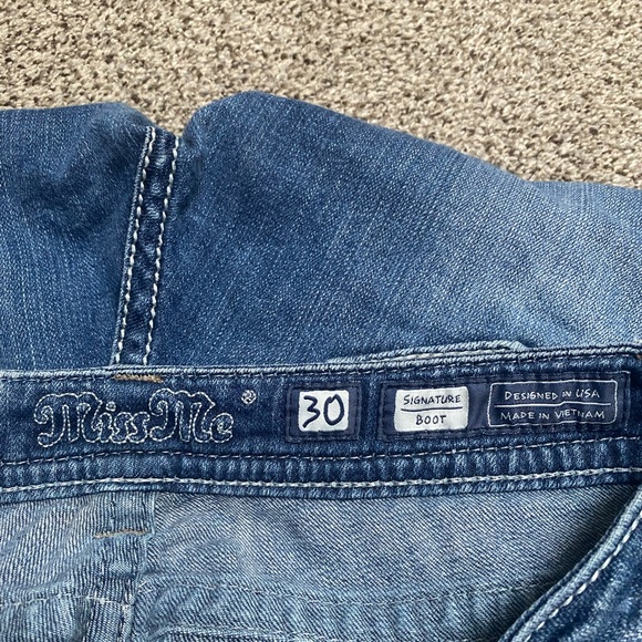 Miss Me jeans. Boot cut size 30 inseam 34 - Picture 4 of 7